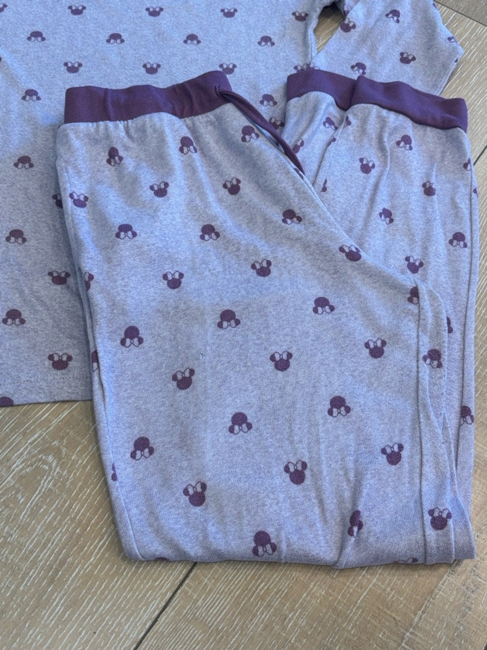 Disney Minnie Mouse Purple Lounge PJ Set - Small - Picture 5 of 13